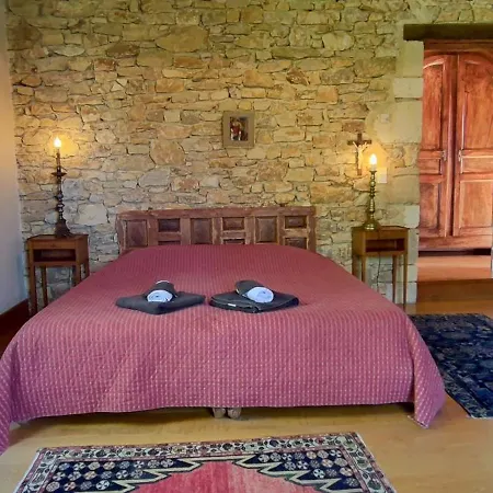Holiday home Domaine De Perier Cenac-et-Saint-Julien